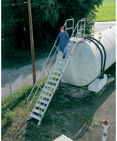 Escaleras de acceso